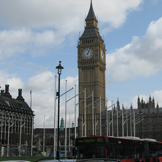 Rekrutacja na rok szkolny 2025/26 Rekrutacja na rok szkolny 2025/26 - zapisy do szkoły językowej Roger